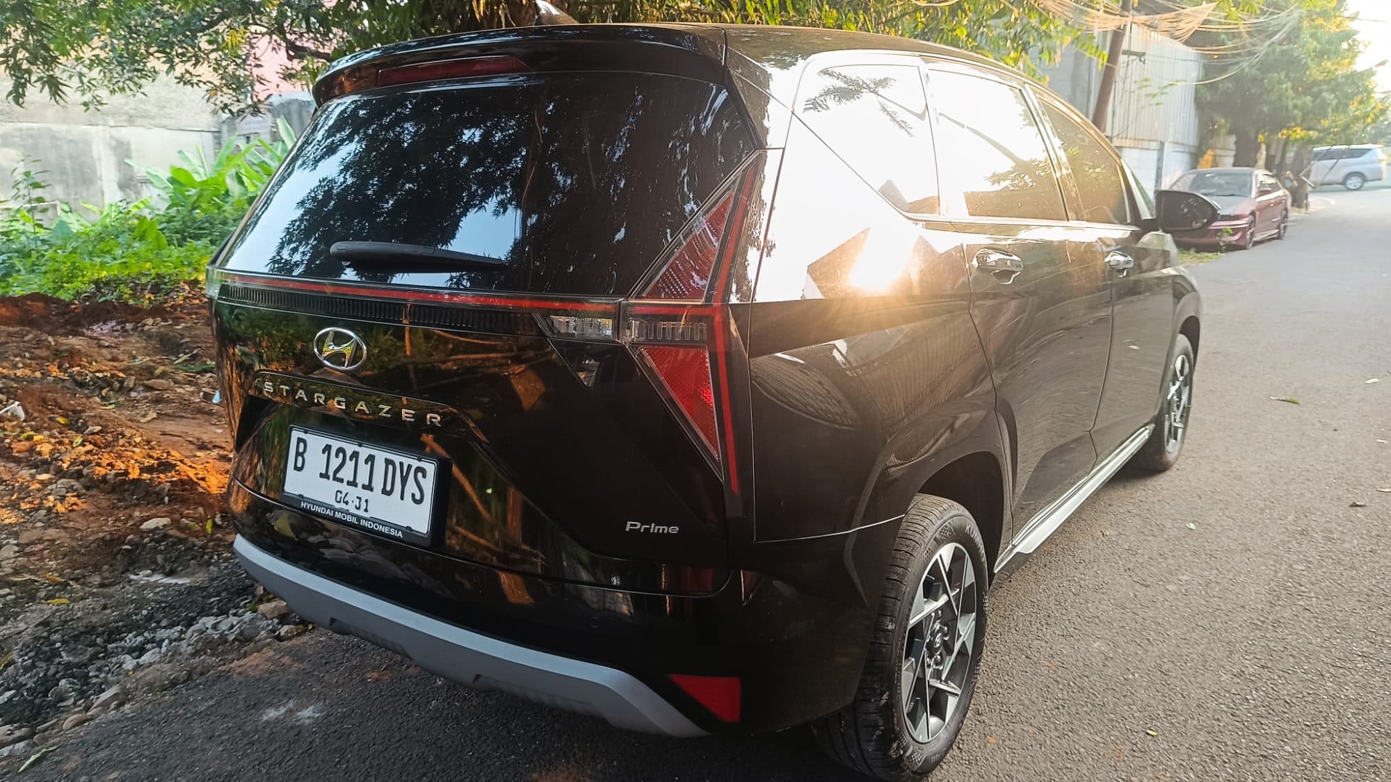 Hyundai Stargazer Prime rental listing